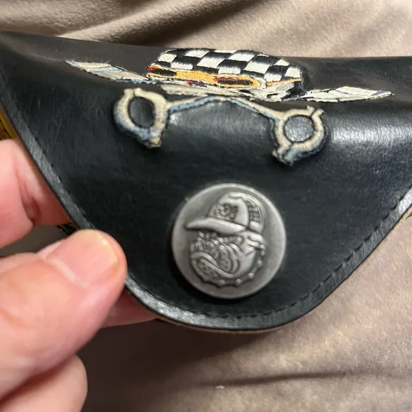 Ed Hardy Black and Gold Sunglasses Case - Picture 3 of 9